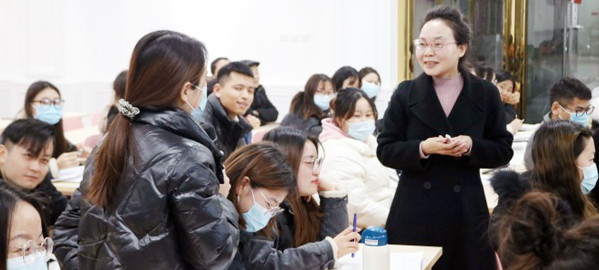 商州 专家指导+名师授课+培优补弱+日清月结的教学模式
