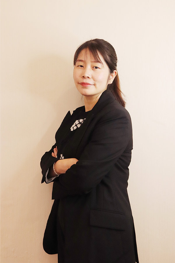 商州吕瑶 本科学历,毕业于陕西师范大学