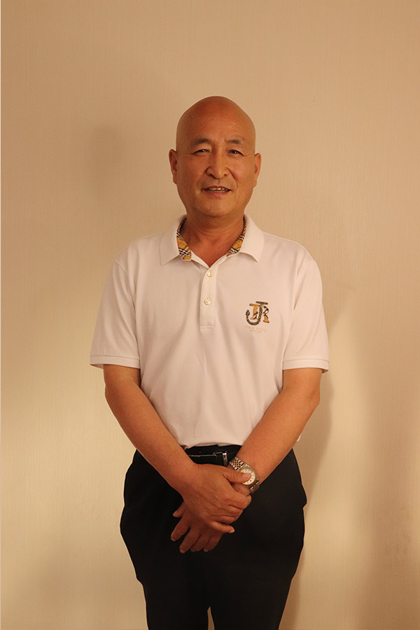 商州杨养民 本科学历，毕业于陕西师范大学